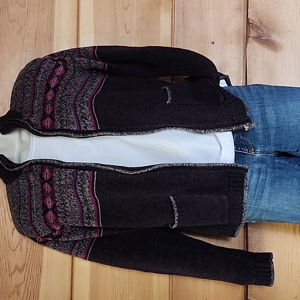 ERIKA AND CO Cozy Purples and Gray Zip-Front Sweater with Pockets, Size S